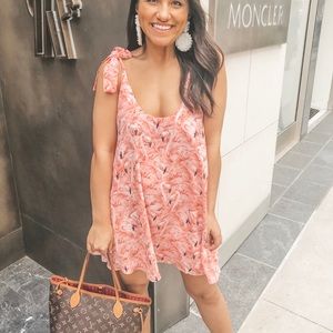 Shop buddy love Worn once! Sooo cute